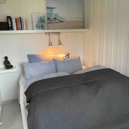 Stavern With Sea Views Near The * Ларвик