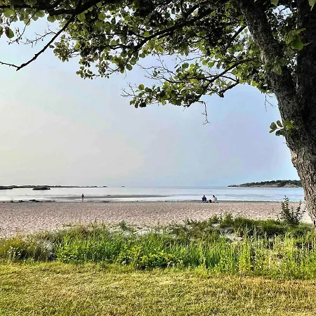 Stavern With Sea Views Near The * Larvik