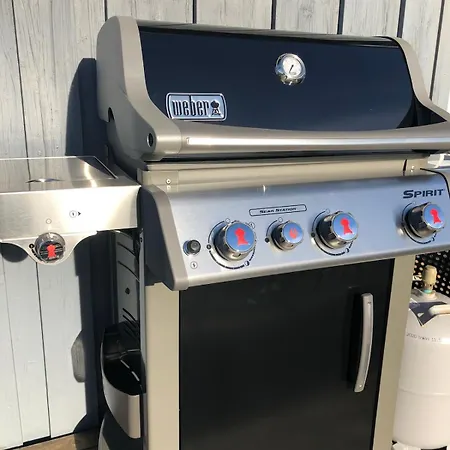 Дом отдыха Stavern With Sea Views Near The Ларвик