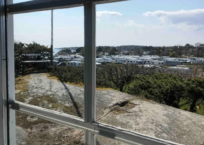 Stavern With Sea Views Near The Feriehus *